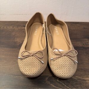 Esprit Women's Patti Ballet Comfortable Flat in Taupe  Perforated Size 9 NEW